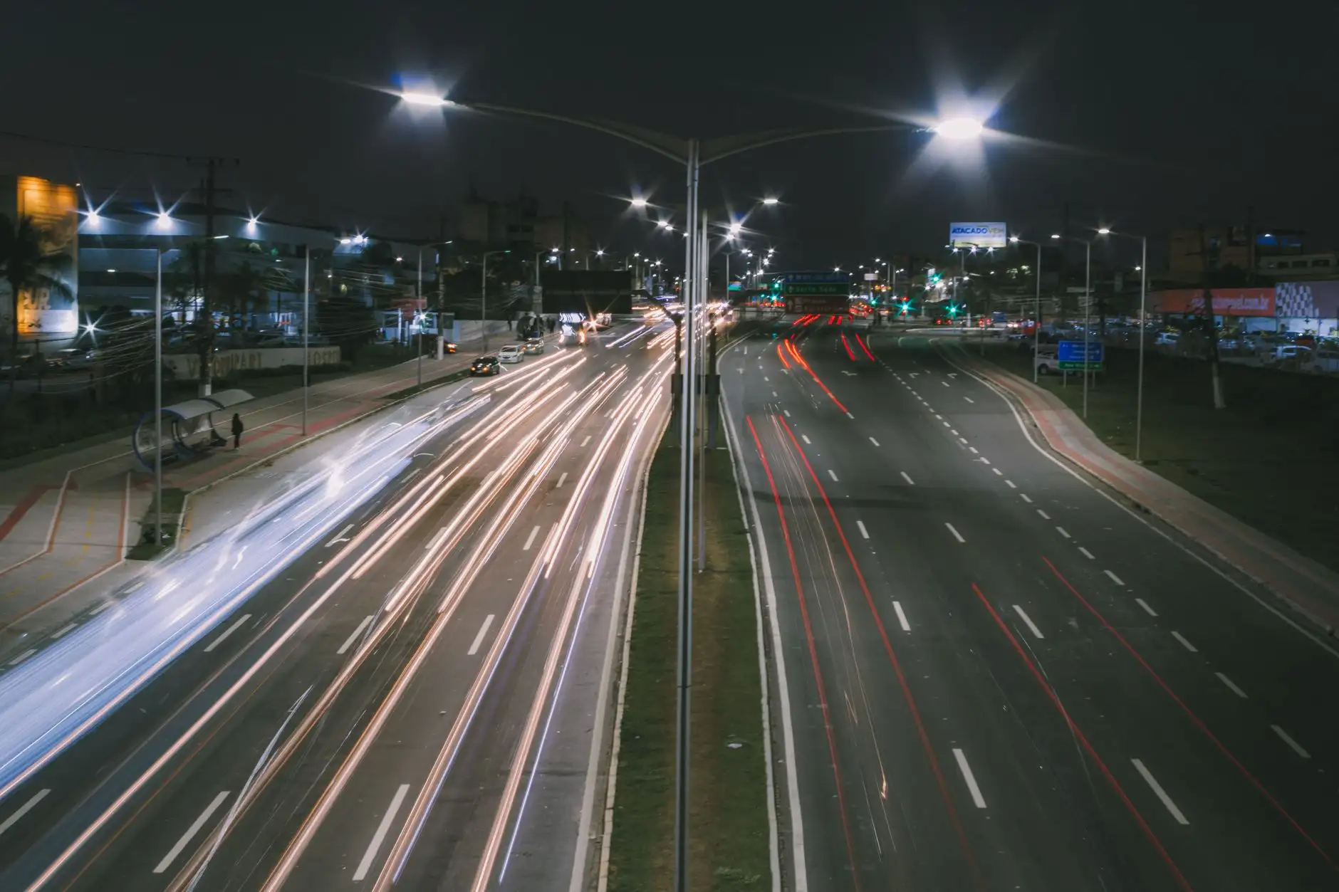 商业建筑夜景照明方案中LED洗墙灯的安装与调试指南